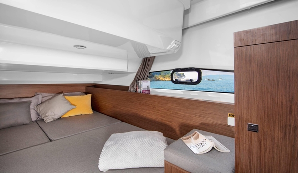 Jeanneau Cap Camarat 9.0 CC - Limestone Private Charters Fleet
