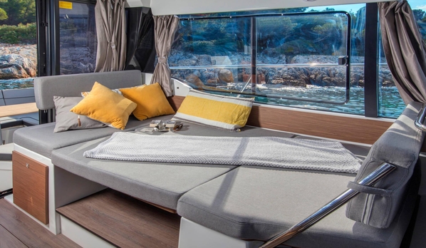 Jeanneau Cap Camarat 9.0 CC - Limestone Private Charters Fleet